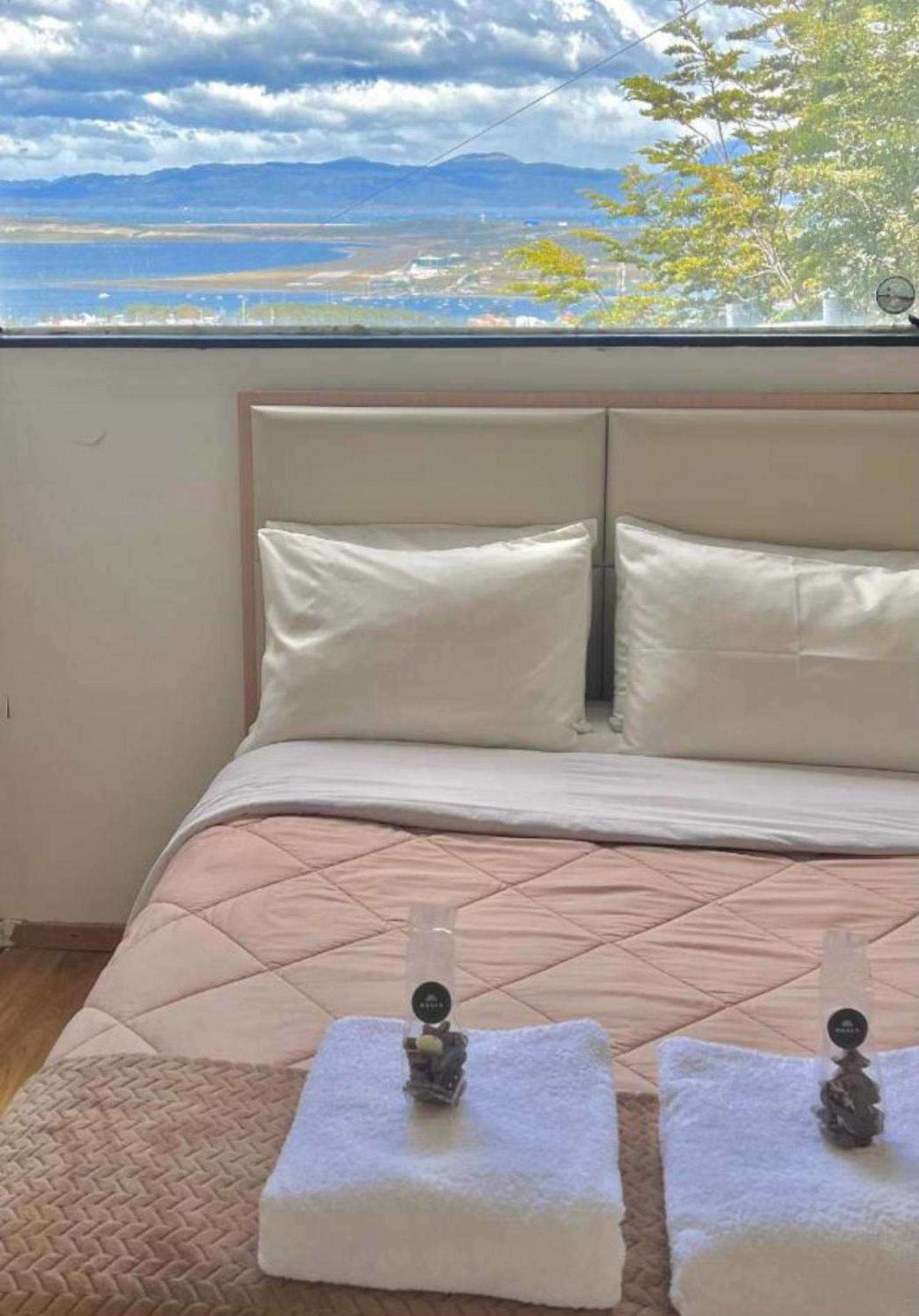 Casaaustral Tu Con Vista Unica De Toda La Ciudad Y El Canal Appartement