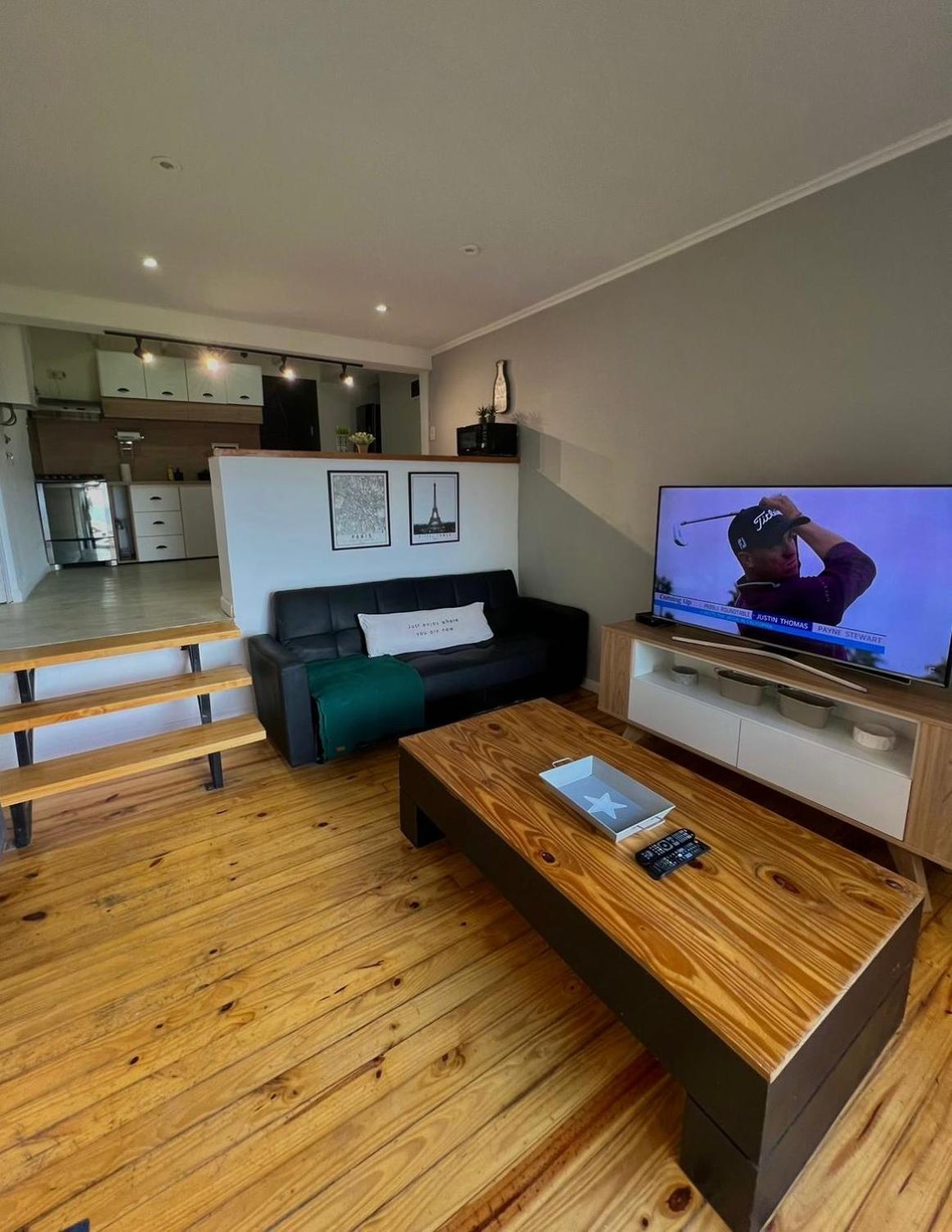 Casaaustral Tu Con Vista Unica De Toda La Ciudad Y El Canal Apartamento